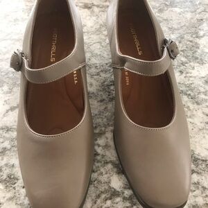 Boutique 9 Taupe Mary Jane Flats… NEW